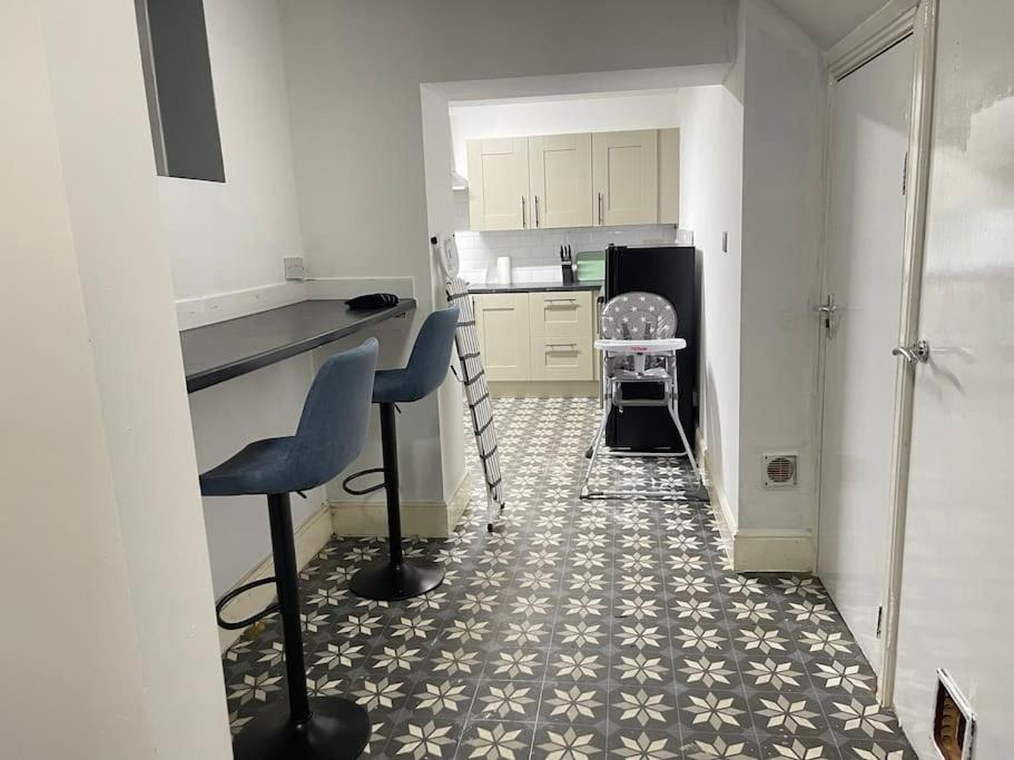30 Percent Off Weekly Stays - 6 Bedroom House - 11 Beds Блекпул Екстер'єр фото